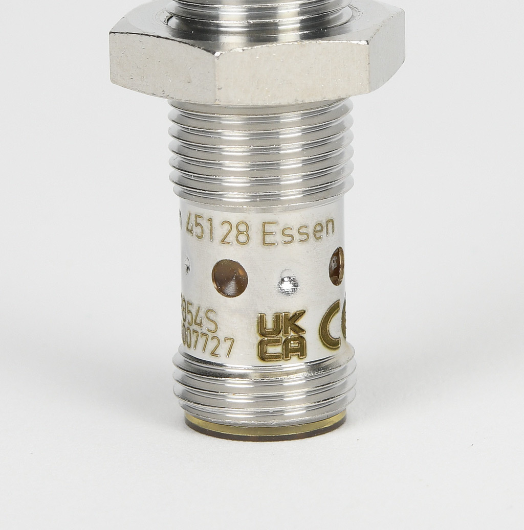 Inductive Proximity Sensor: 12mm diameter x 60mm body (PN