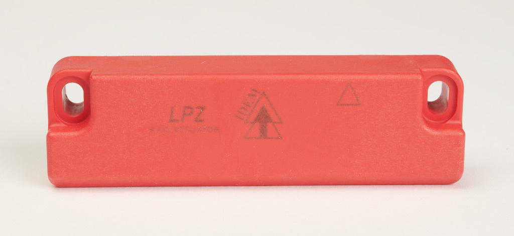 IDEM Z-Range Safety Switch Set: non-contact uniquely coded RFID