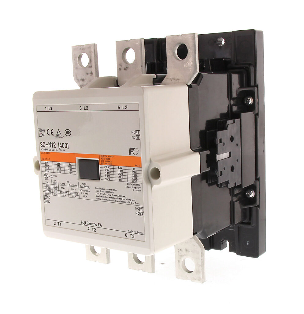 IEC Contactor: 361A, 24 VAC/VDC coil voltage, low consumption