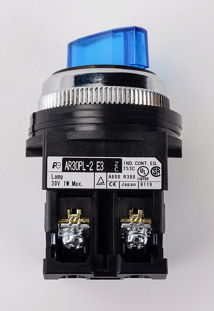 Selector Switch: maintained, 30mm, 2-pos, knob operator (PN