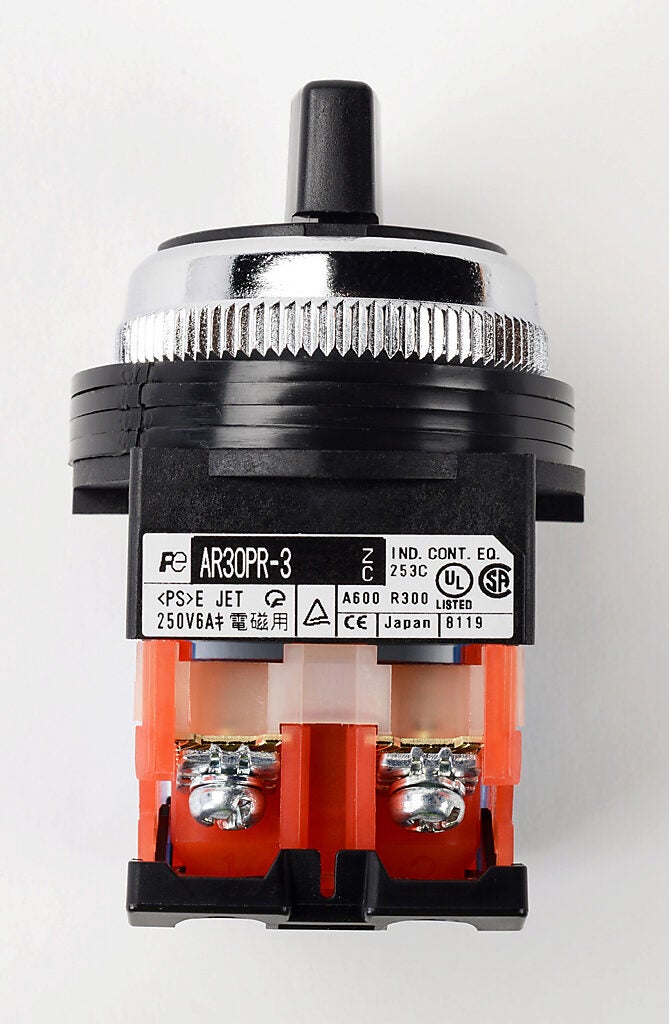 Selector Switch: maintained, 30mm, 3-pos, knob operator (PN