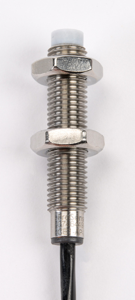 Capacitive Proximity Sensor: 8mm diameter x 42mm body, 3mm range