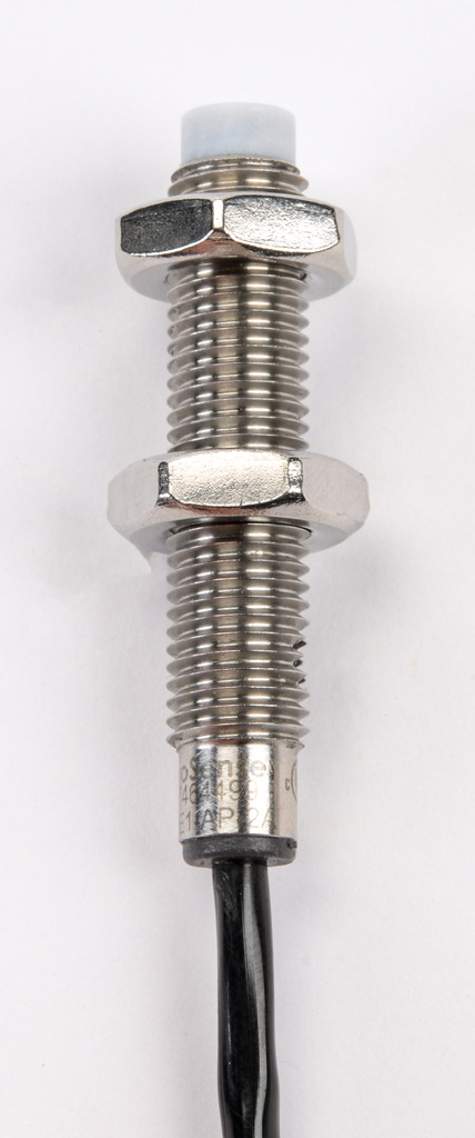 Capacitive Proximity Sensor: 8mm diameter x 42mm body, 3mm range