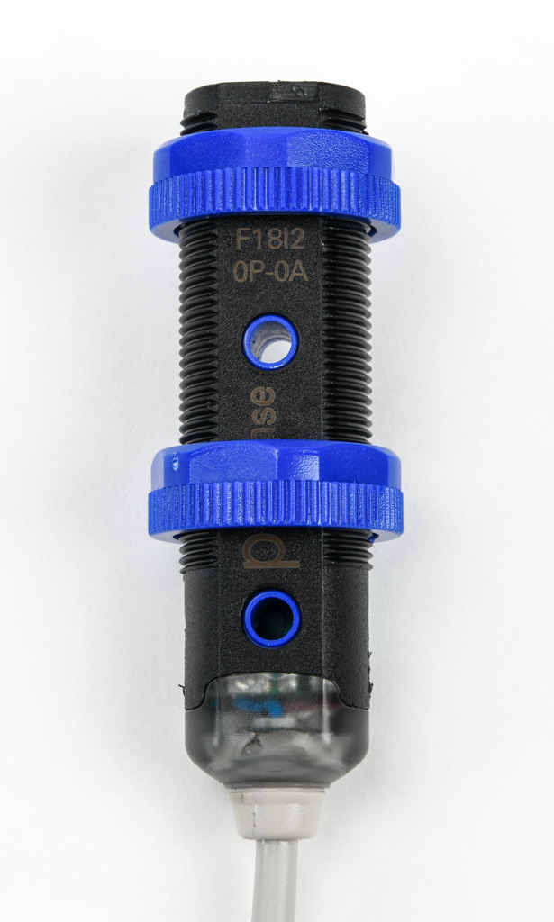 Tubular photo sensor: 100mm range, diffuse (PN# F18I2-0P-0A