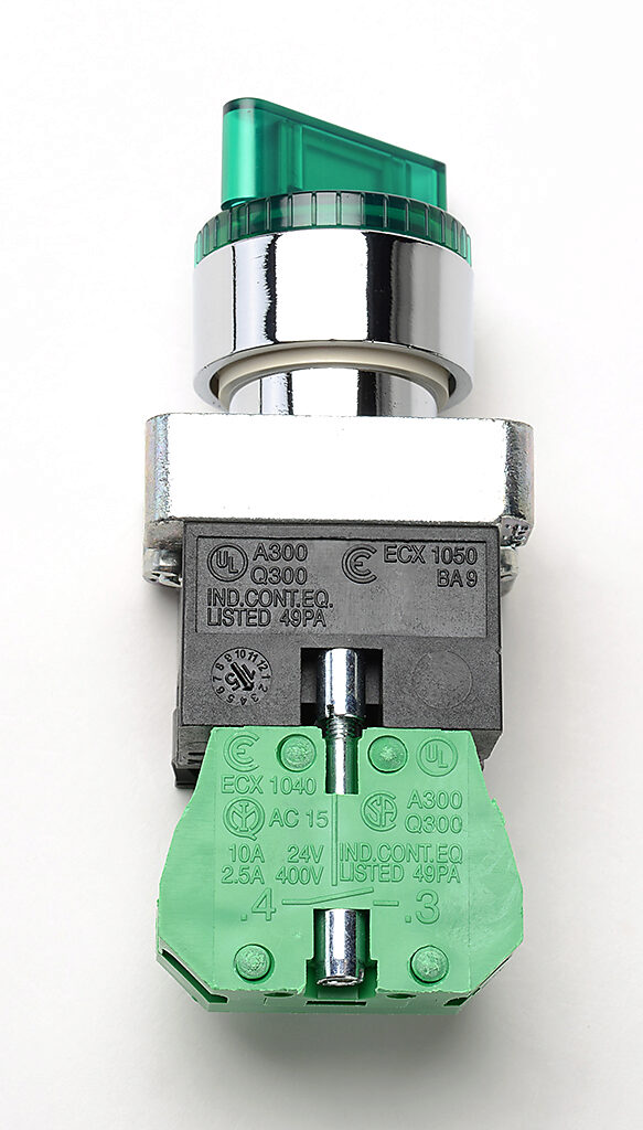 Selector Switch: spring return from right, 22mm, 2-pos, knob