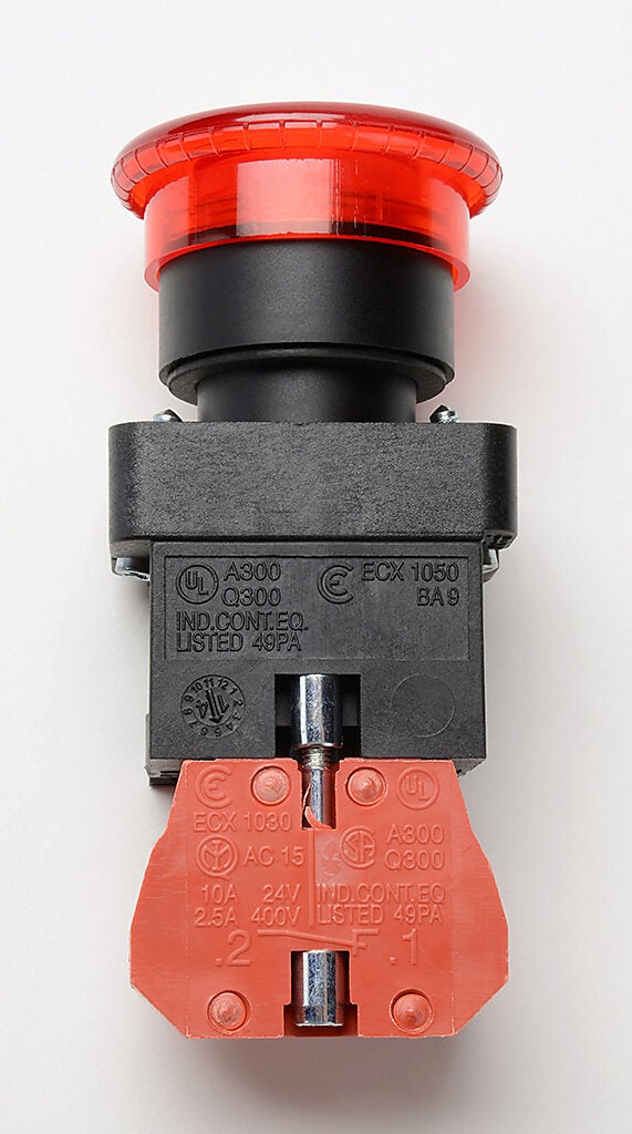 22mm Pushbutton: twist-to-release, red, IP65 (PN# GCX3226-24L