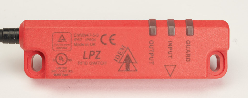 IDEM Z-Range Safety Switch Set: non-contact uniquely coded RFID