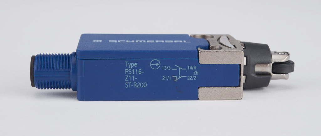 Limit Switch: plunger with plastic roller (PN# PS116Z11-STR200