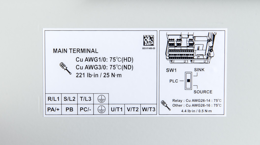 Toshiba AC High-performance Drive: 460 VAC, 75hp with 3-phase