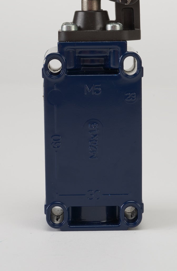 Limit Switch: one-way horizontal lever with plastic roller (PN