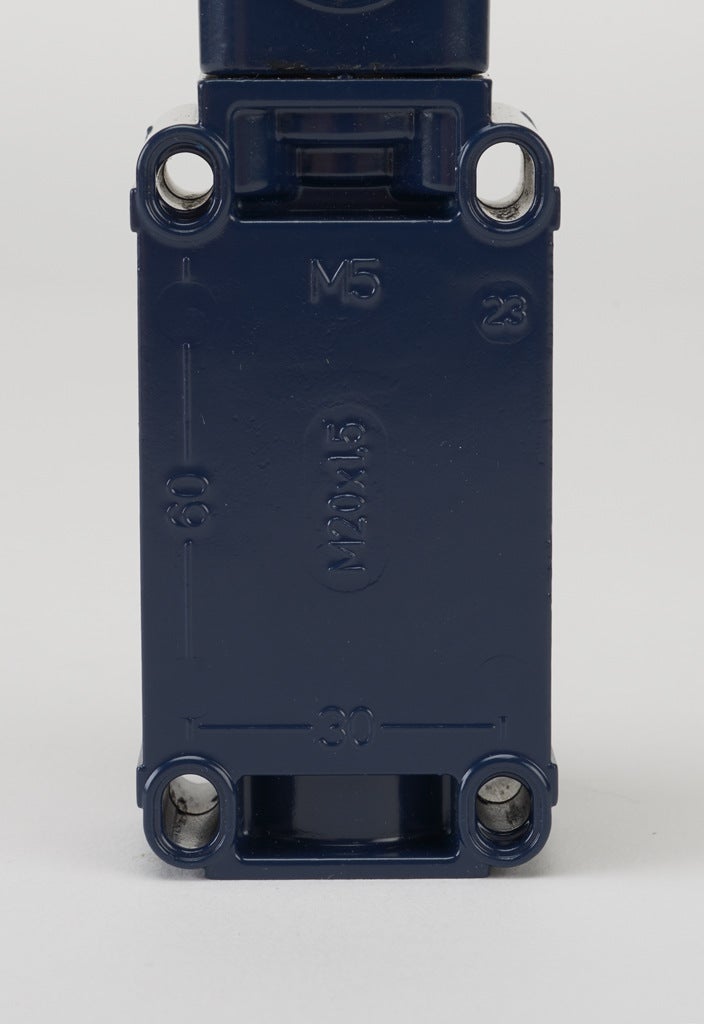 SLIM-Z ベルベット・ブルー Limit Switch: side rotary adjustable lever with plastic roller (PN