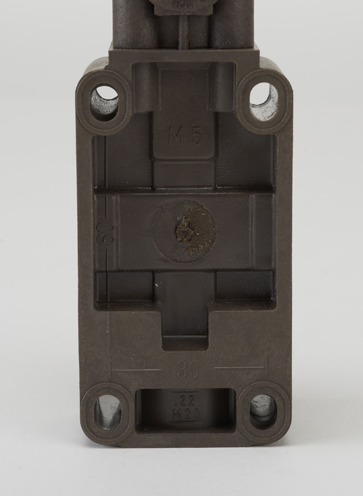 Limit Switch: side rotary adjustable lever with plastic roller (PN