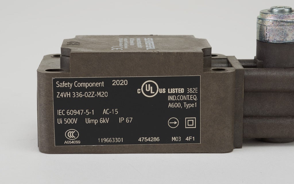 Limit Switch: side rotary lever with plastic roller (PN# Z4VH-336