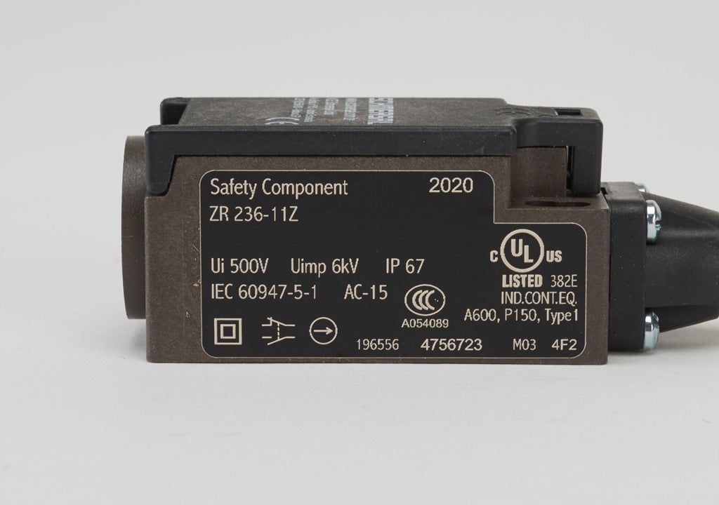 Limit Switch: metal plunger with plastic roller (PN# ZR-236-11Z