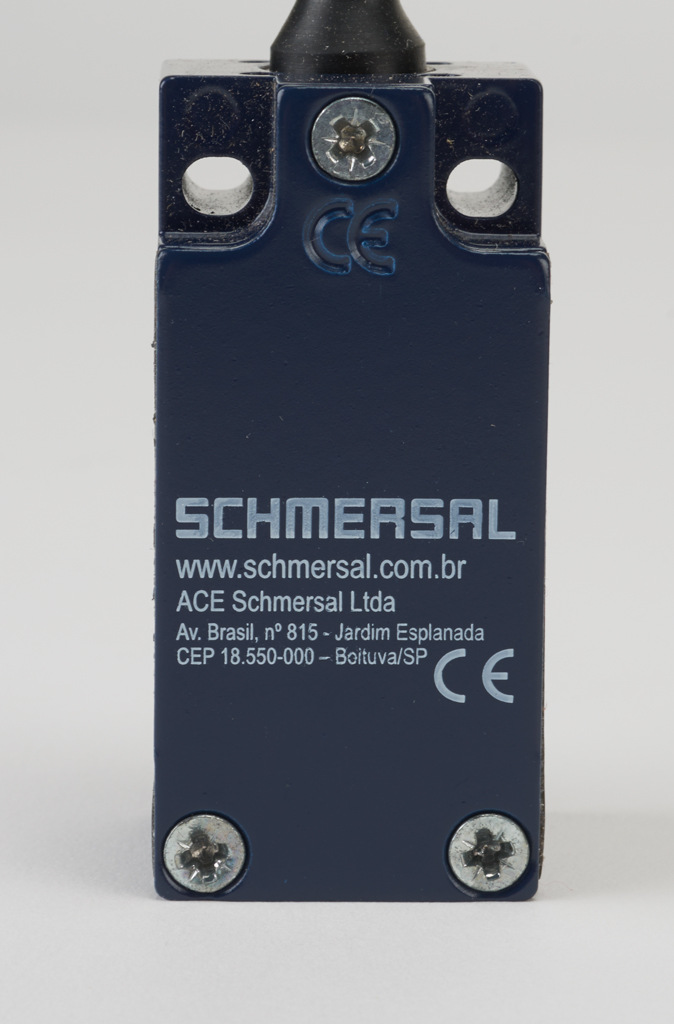 Limit Switch: metal plunger (PN# ZS-235-11Z) | AutomationDirect