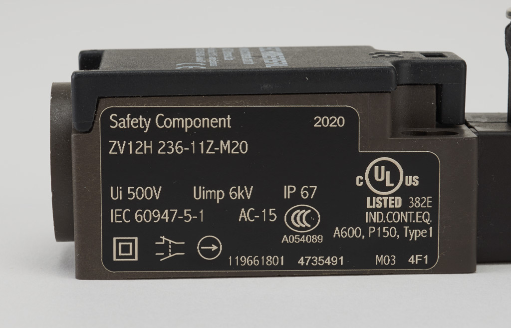 Limit Switch: side rotary lever with plastic roller (PN# ZV12H-236