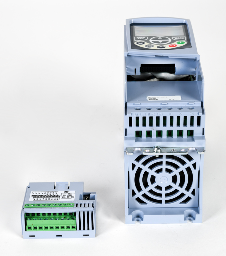 WEG Electric AC High-performance Drive: 230 VAC, 1/4hp with 3