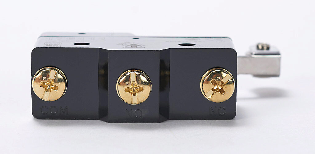 Limit Switch: lever hinge long with steel roller (PN# 176111-1