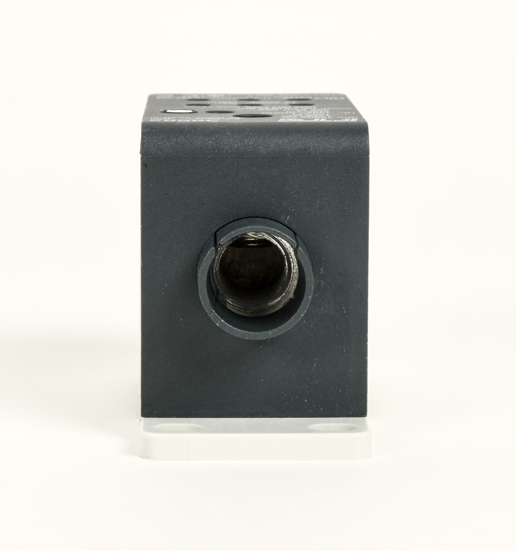 Power Distribution Block: enclosed, 115A, 1-pole, UL 1953 listed