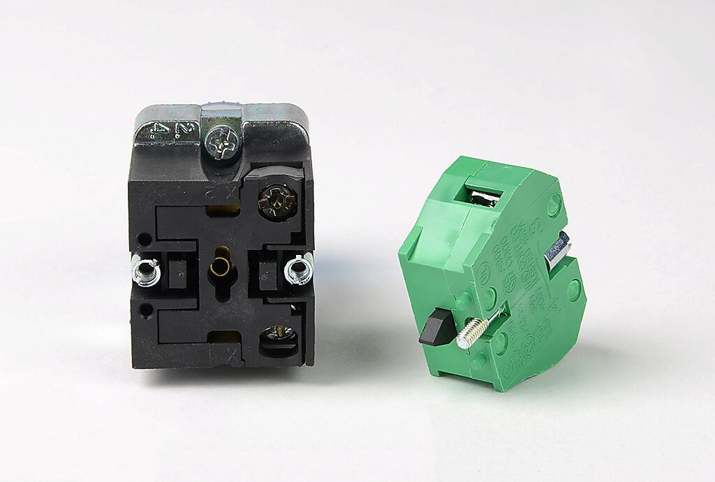 Selector Switch: maintained, 22mm, 2-pos, knob operator (PN