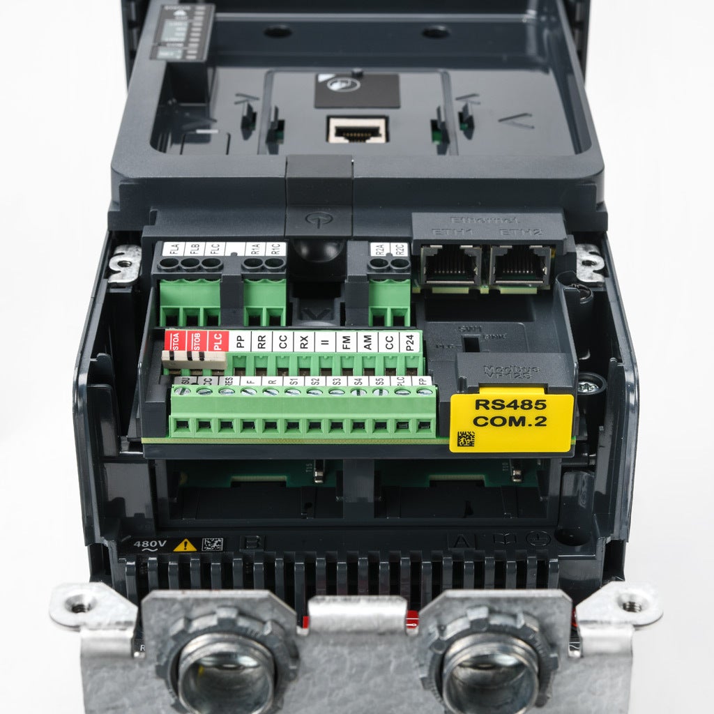 Toshiba AC High-performance Drive: 460 VAC, 1/2hp with 3-phase