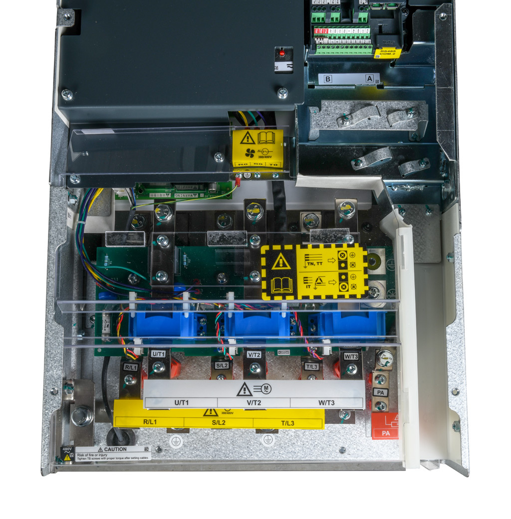 Toshiba AC High-performance Drive: 460 VAC, 250hp with 3-phase