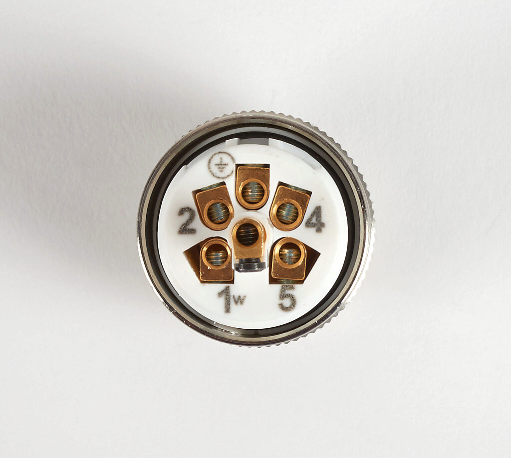 Connector: 7/8in - 16 UN2 thread nut 6-pin male axial, 22-16 AWG